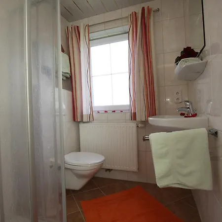 Haus Gugglberger Apartamento *