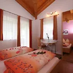 Haus Gugglberger Lägenhet Hainzenberg